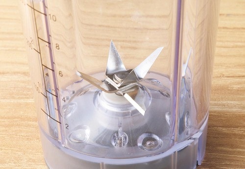 コードレスで仕上がりよし！スムージーも楽々 タンブラーミキサーおすすめ イメージ