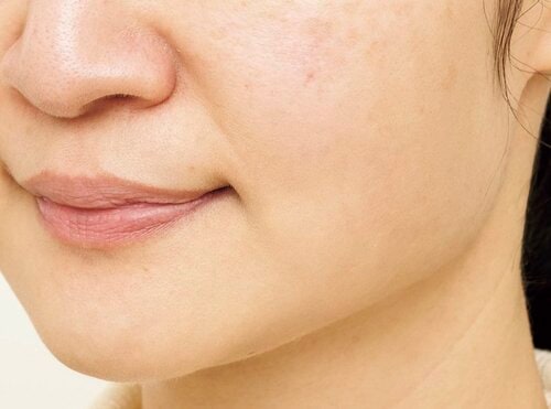 【ベストのワケ】モーヴブラウンがなじむ! イメージ