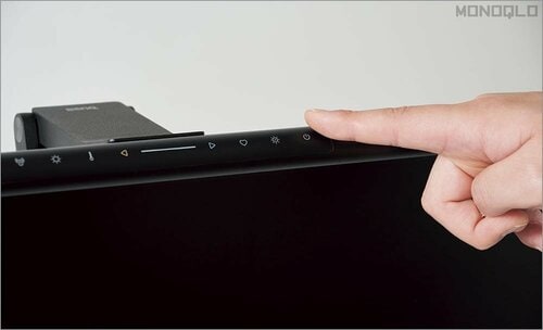 本体をタッチして明るさと色温度を自由に変えられる モニターライトおすすめ イメージ