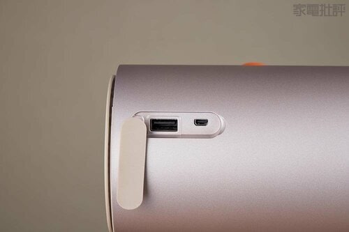 【使い勝手】コンパクトに収納できるがなぜかMicro HDMI接続 小型プロジェクターおすすめ イメージ
