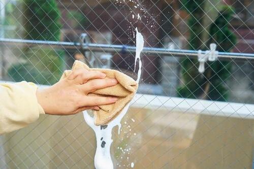 手間のかかる窓掃除は卒業！ズル～くラク～に済ませよう イメージ