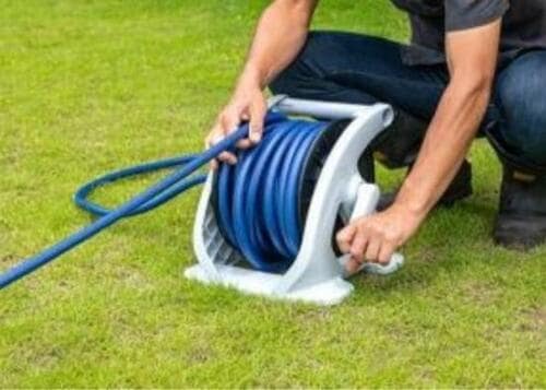 ねじれる心配いらずで巻ける 散水ホースおすすめ イメージ