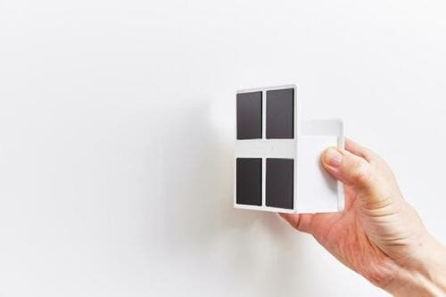 「磁石で付くバスチューブホルダー」3