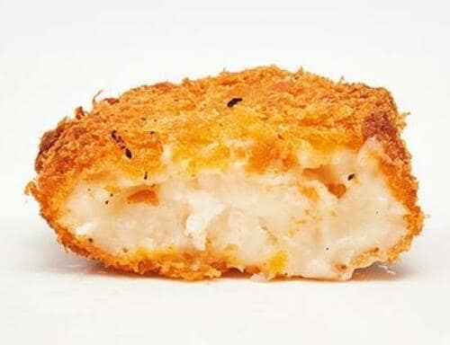 そこそこのクリーム感! セブンプレミアム「濃厚な風味とコクのクリームコロッケ(かに入り)」 イメージ2