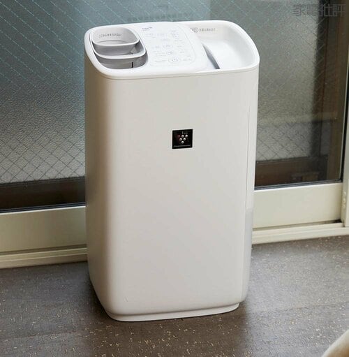 【置いてはダメ】窓際や壁際は結露やカビが発生する可能性アリ 加湿器おすすめ イメージ