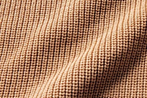 ふんわり高級感ある畦編みのニット イメージ