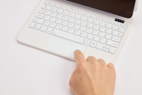 【7位】IVEOPPE「マジックキーボード」 iPad用キーボードケースおすすめ イメージ3