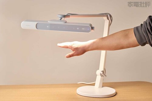 手をかざすだけで自動でオンオフ! LEDデスクライトおすすめ イメージ