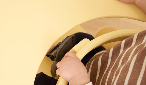 お手入れのしやすさ:食べこぼしの片付けがしやすいかどうか ベビーチェアおすすめ イメージ