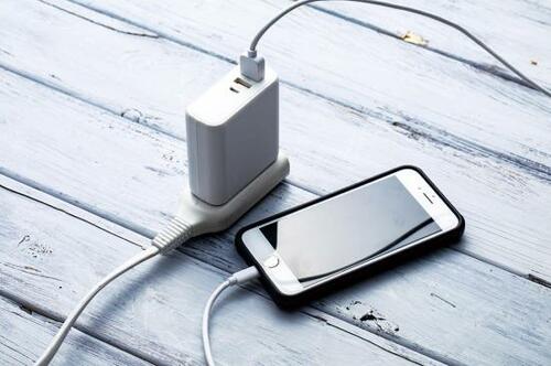 無印良品「USB用モバイルバッテリー・急速充電池付」 イメージ2