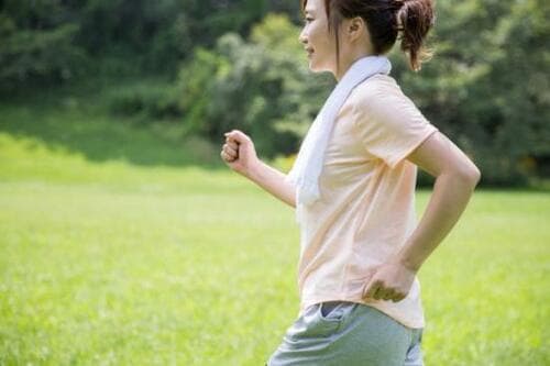 美容やダイエットはもちろん健康にも効果的なウォーキング イメージ2