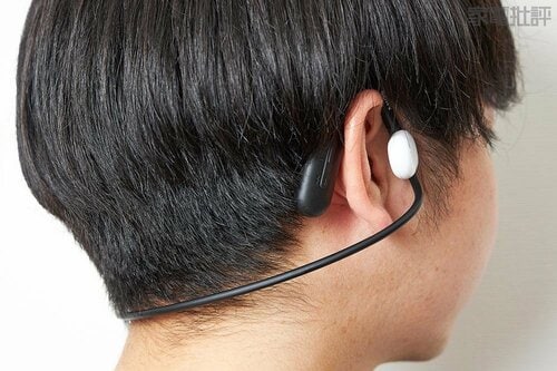 骨伝導イヤホン:振動が肌に響く ファーウェイ「FreeClip」おすすめ イメージ