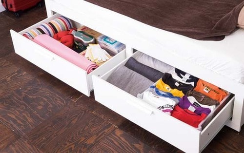 引き出しの収納量重視ならIKEA!ダブルベッドにも変身しちゃいます