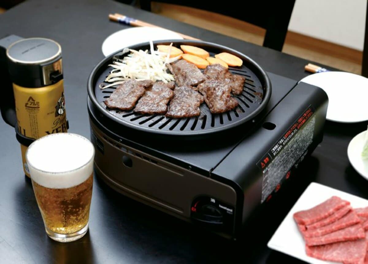 【新品】健心焼き丸 ホットプレート 電気グリル 卓上ロースター 煙が出にくい おうちやきにく煙が出ないって本当？イワタニ「やきまる」を使って