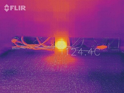 【B評価】首振り機能つきLifeBasiSのファンヒーター イメージ2