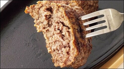 まるでステーキのように肉の味と弾力が強い ハンバーグ お取り寄せおすすめ イメージ