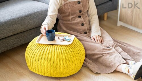 トレイを置けばちょっとしたテーブルにも！ イメージ