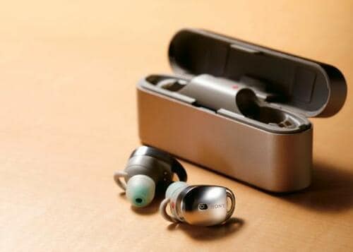 完全ワイヤレスイヤホン