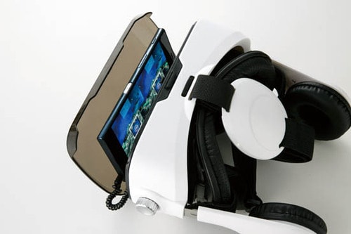 コントローラーで別格の没入感！ スマホと思えないBotsNew VR イメージ