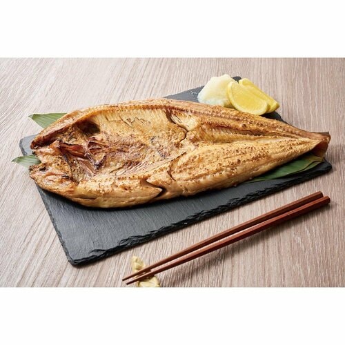 デカ盛りお取り寄せグルメおすすめ 北海道ぎょれん “特大”真ほっけ 開き干し 甘塩 550g×4枚 イメージ