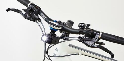7時間以上の連続録画! 景色もトラブルも記録する Cycliq FLY12 CE