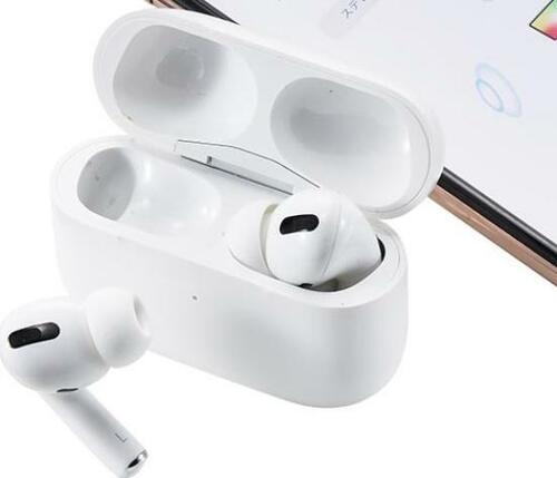 “空間オーディオ”が体感できるアップル「AirPods Pro」 イメージ