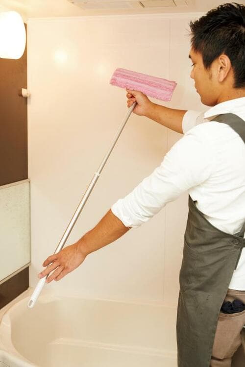 お風呂の水気を切るカビすっきりワイパー イメージ2