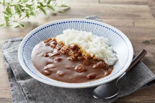 スパイス香る絶品カレー！ ハウス食品「カリー屋カレー」 イメージ3