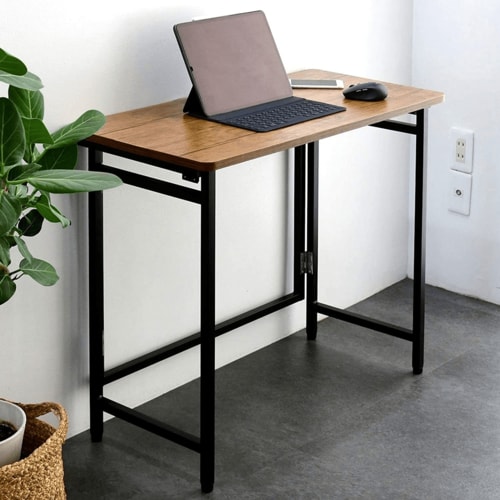 快適な在宅ワークに欠かせない「パソコンデスク」 イメージ
