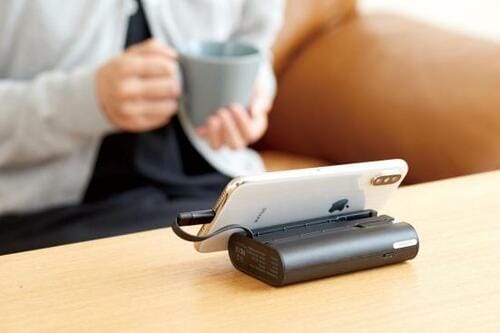 ケーブル内蔵で即充電可能毎日持ち歩くならおすすすめです イメージ3