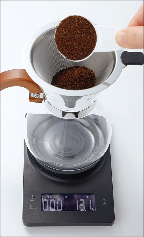 コーヒー粉の重さを0.1g単位で計量可能 イメージ