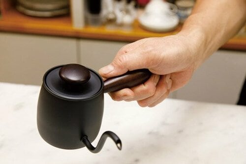 軽くて注ぎやすい急須サイズ適温で注げる初心者向けモデル イメージ3