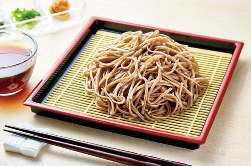 噛むほどそばの香りが引き立つ 山本かじの 伝統の二八そば イメージ3