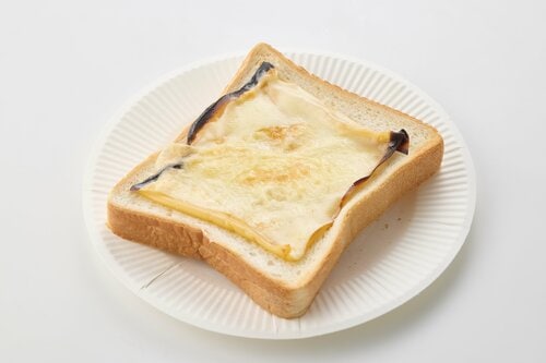 家庭で食べるなら味噌チーズトースト! シート型食材おすすめ イメージ