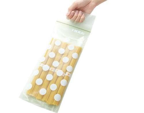 持ち手付きで超便利な「ベコスタ フリーザーバッグ」 IKEA雑貨おすすめ イメージ