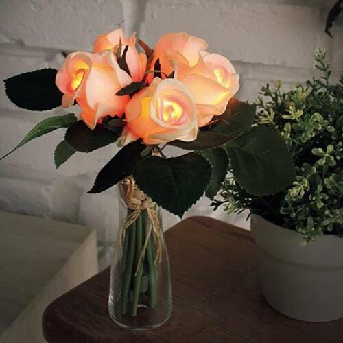 バラの花束が光る! ヴィレッジヴァンガードオンライン「ローズブーケLED」 イメージ2