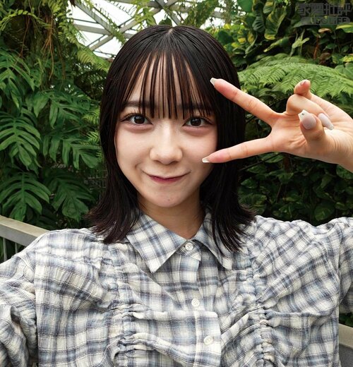 モトローラ「motorola razr 50 Ultra」 折りたたみスマホおすすめ イメージ