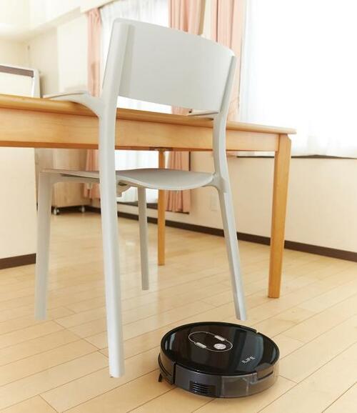 掃除効率がUPするIKEA「ヤニンゲ チェア」 イメージ2