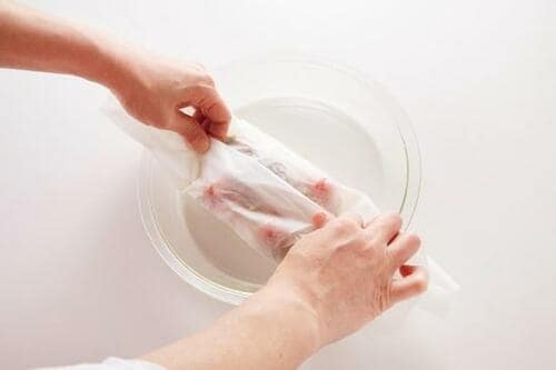 紙素材のシート＆電子レンジ調理で洗い物をほぼナシに！ イメージ3