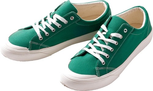 アイテム6：GU「キャンバススニーカー」 イメージ