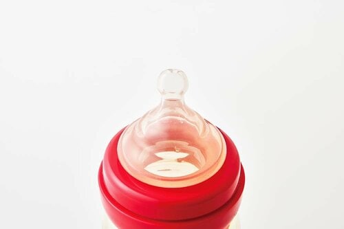 哺乳瓶おすすめ コンビ テテオ 授乳のお手本哺乳びん プラスチック製 160ml SS サイズ 乳首付 イメージ2