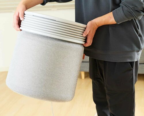 本体約5.8kgと驚きの軽さで57畳対応とパワフル! 高級空気清浄機おすすめ イメージ