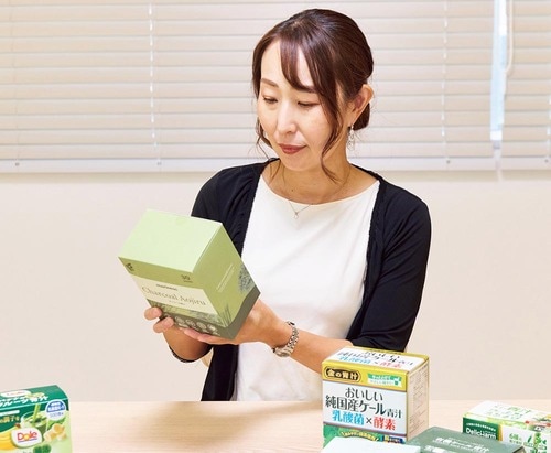 青汁を比較検証する管理栄養士