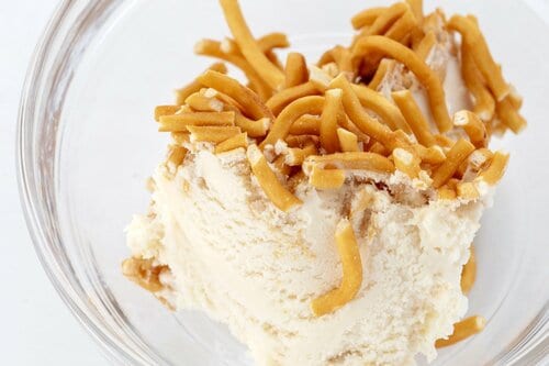 15位: 【15位】食感が完全ミスマッチ ムリやり感は否めません…   イメージ