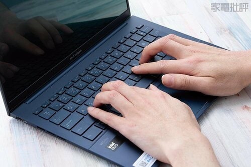 キーボード ASUS「Zenbook 14 OLED UX3405MA-U7161W」おすすめ イメージ