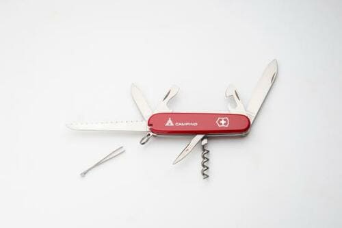 14もの機能を備えた「VICTORINOX」 アウトドアナイフおすすめ イメージ