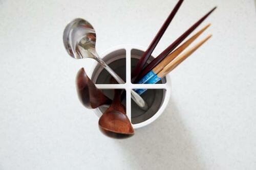 珪藻土だから“乾燥＆収納が両立”ニトリの箸立てが超優秀でした！ イメージ3