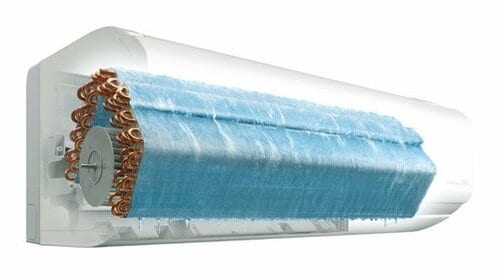 「凍結洗浄」で熱交換器まで洗浄し汚れを一気に洗い流す