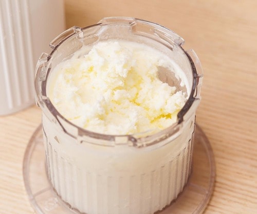 デザートカップ：カップが3つ付いているから3種類の味を一気に作れる！ フローズンデザートメーカーおすすめ イメージ2