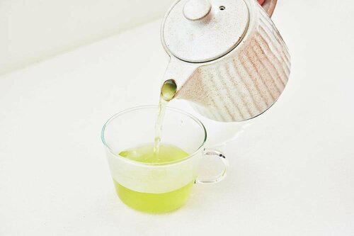 急須の場合(お湯は別途沸かす) 茶こし付き電気ケトルおすすめ イメージ3